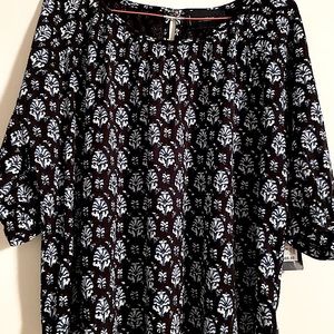 NWT Lucky Brand elbow length ruffle sleeve, navy/white small print.